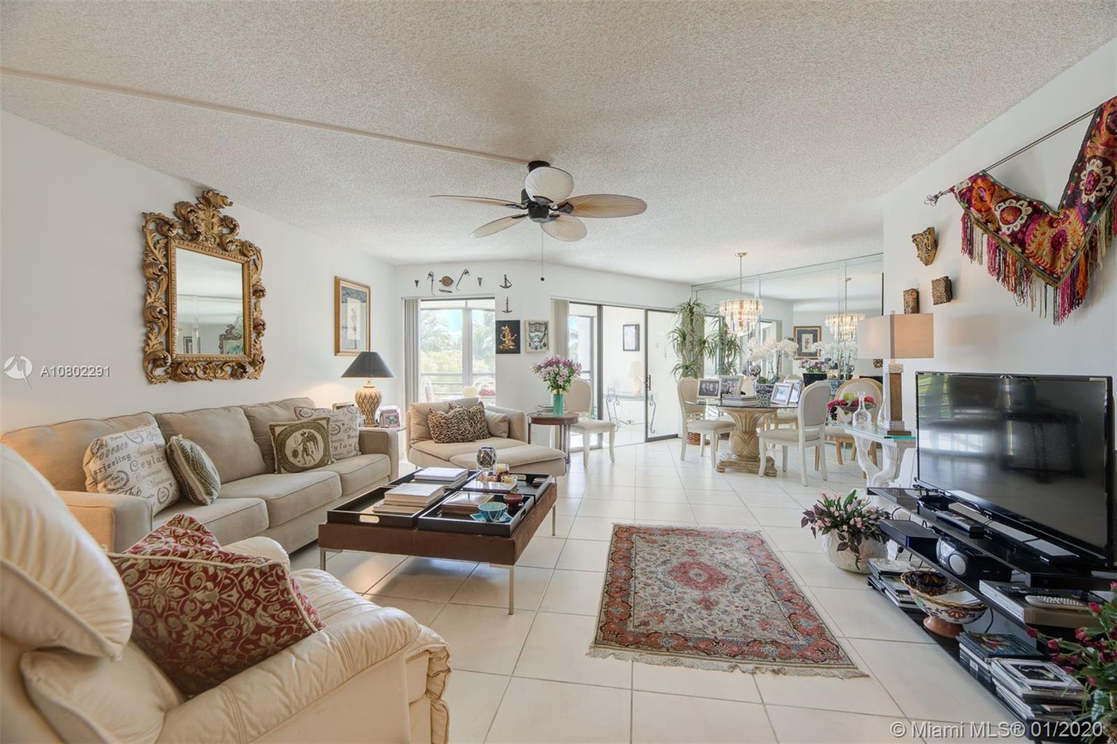 5851 Camino Del Sol 400, Boca Raton, FL 33433